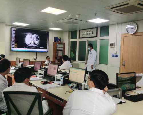 在家羊水破了能撑多久(孕晚期羊水破了能撑多久)